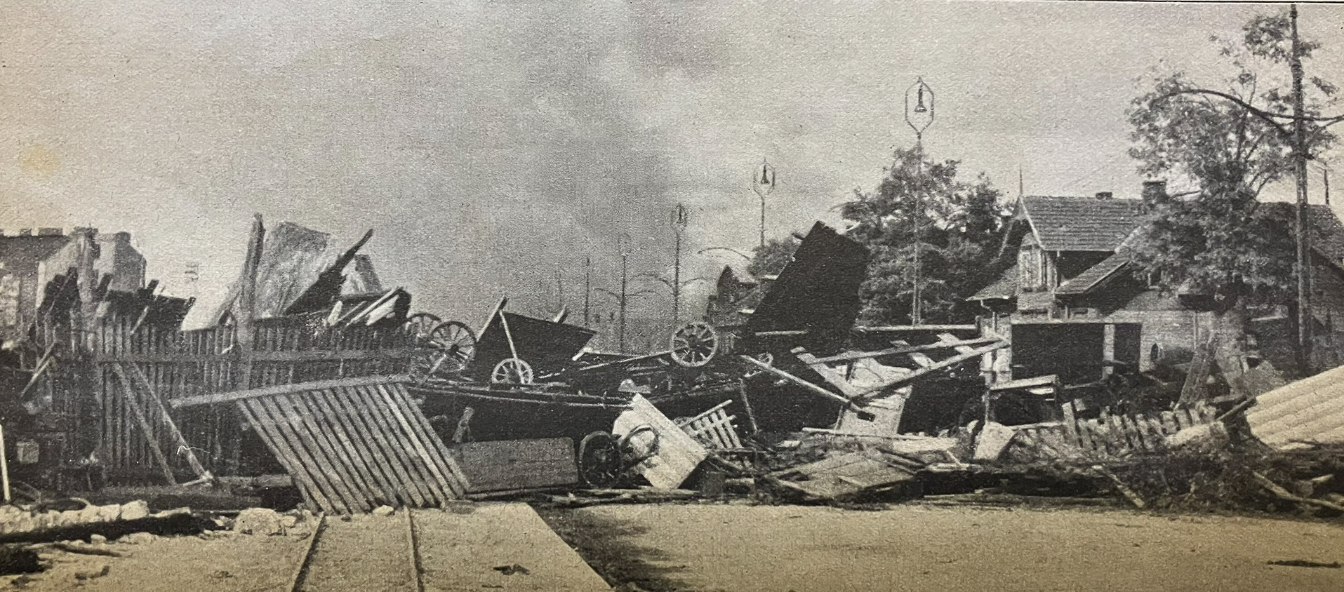 Zerstörte Straße, Polen 1939